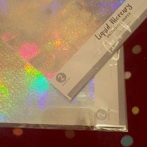 Holographic paper